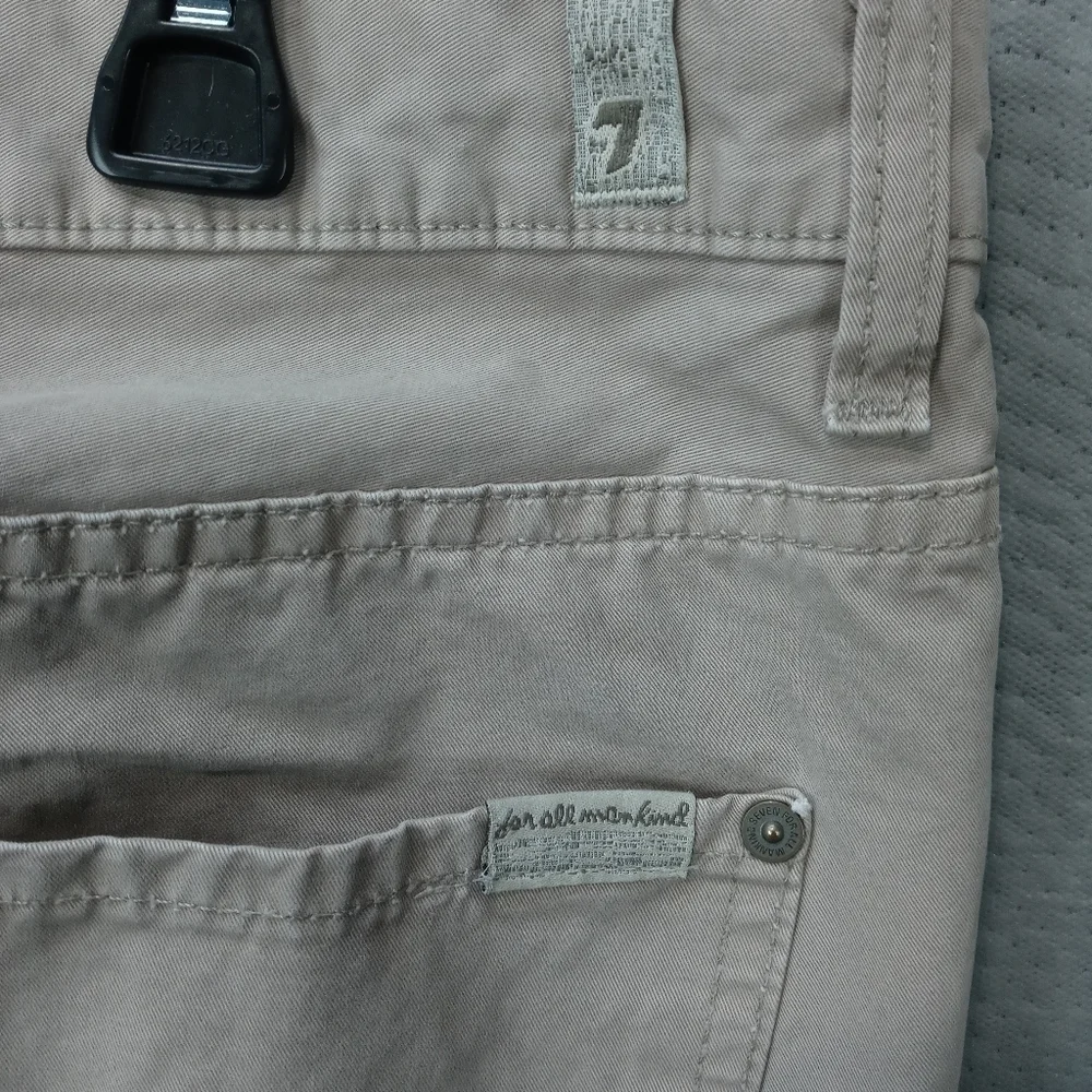 7 For All Mankind The Straight men's wheat jeans. Sz 36x32. Rise 10